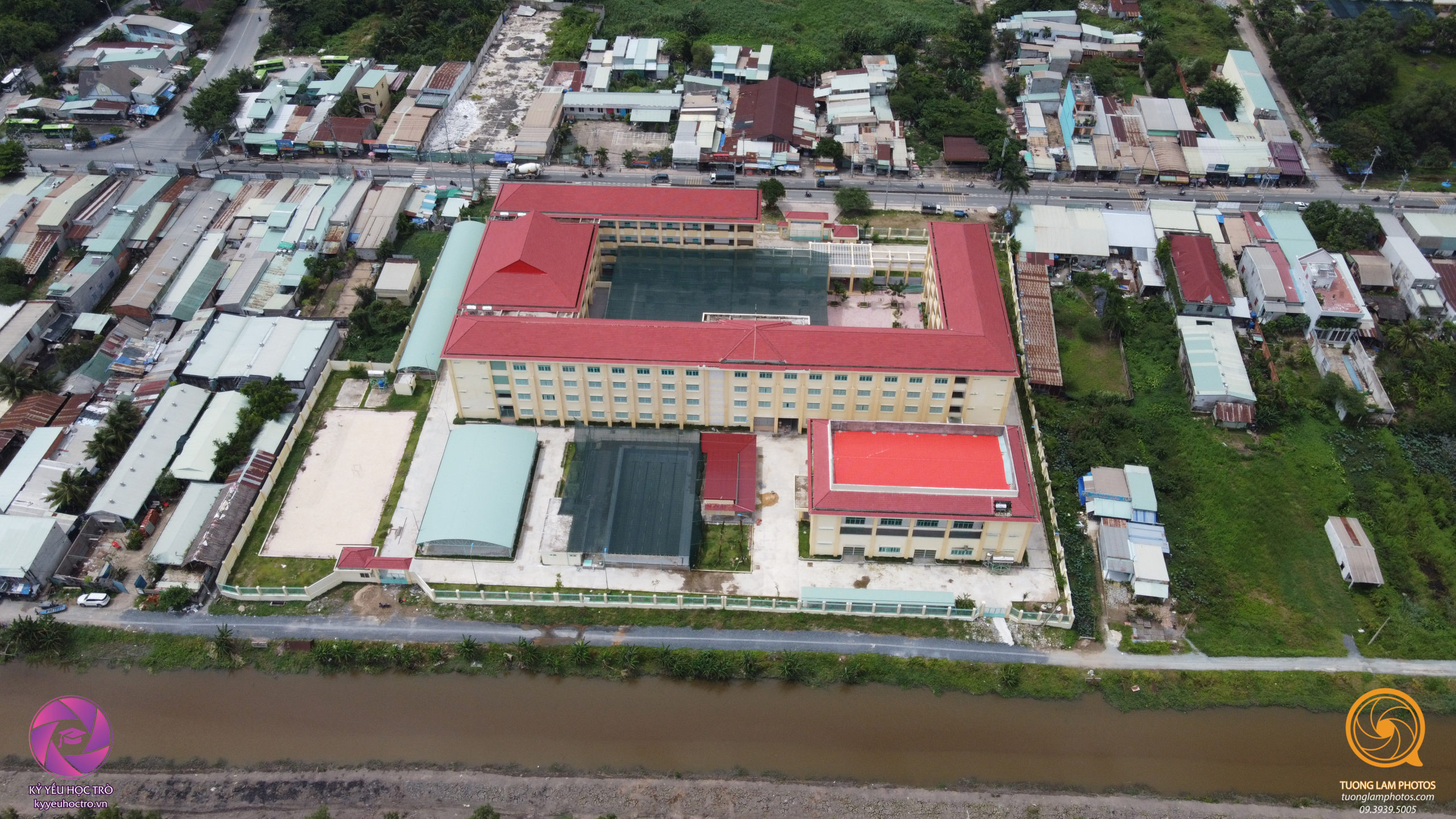Trường THCS Nguyễn Văn Bứa nhìn từ trên cao
