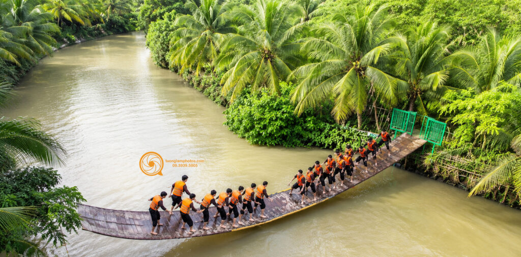 Chụp Ảnh Team Building Tại Khu Du Lịch Lan Vương Bến Tre: Lưu Giữ Khoảnh Khắc Gắn Kết Cùng Đoàn